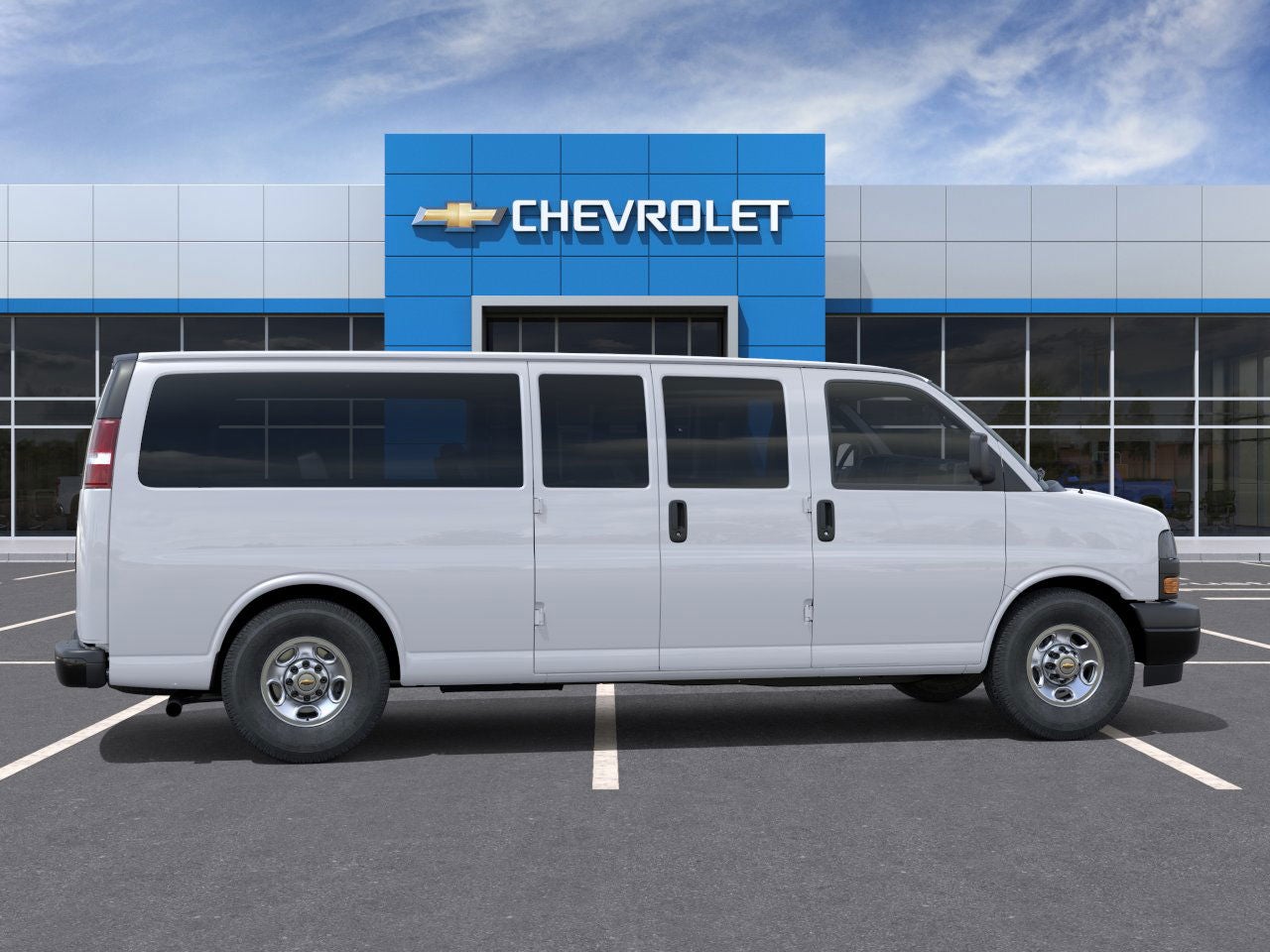2025 Chevrolet Express Passenger 1LS